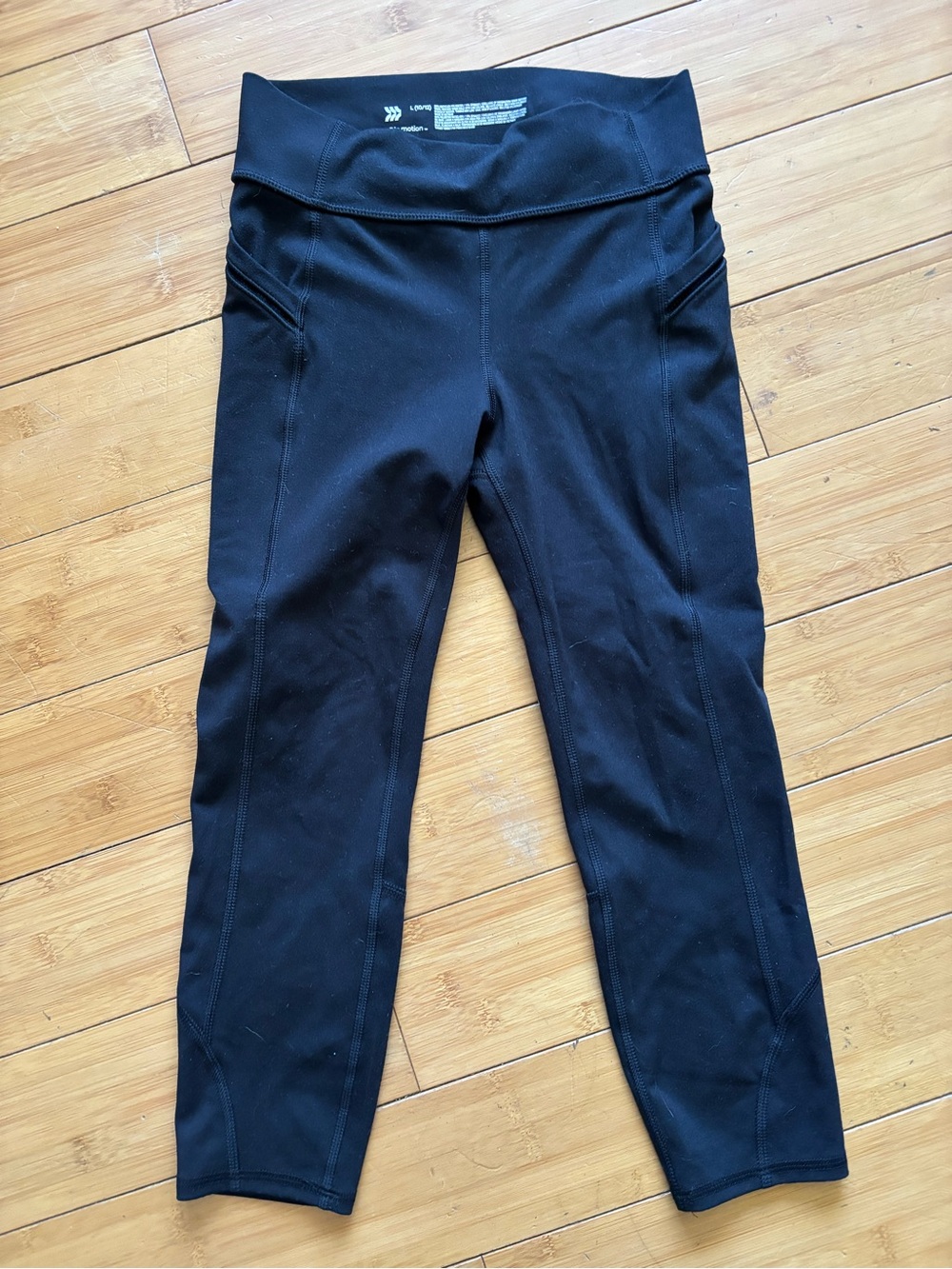 All in motion Athletic Leggings. Girls L 10/12.